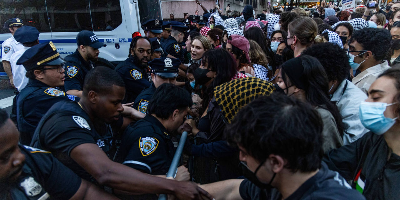 Columbia Crackdown: Trump's Oversight Pressure Intensifies